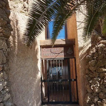 Castillo De Santa Clara