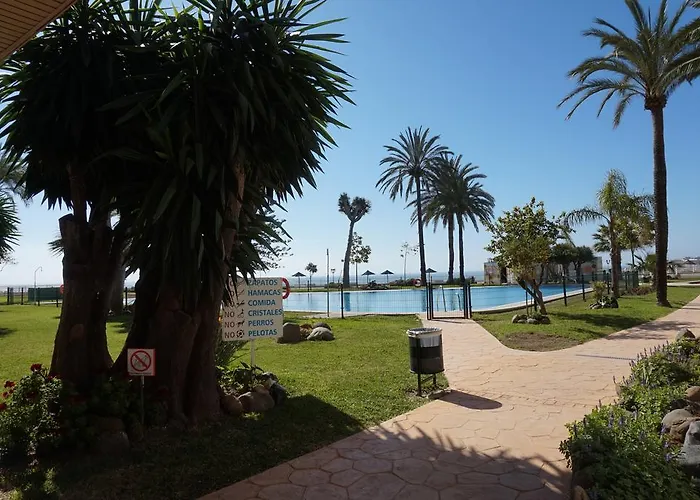 Apartament Castillo De Santa Clara *