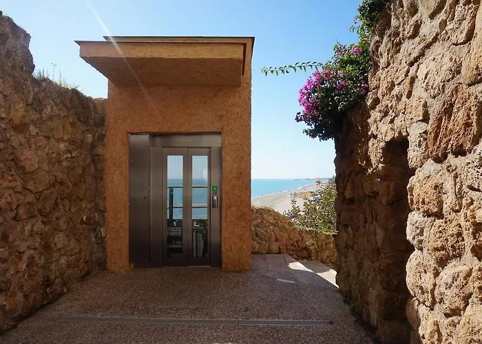 Castillo De Santa Clara Lejlighed